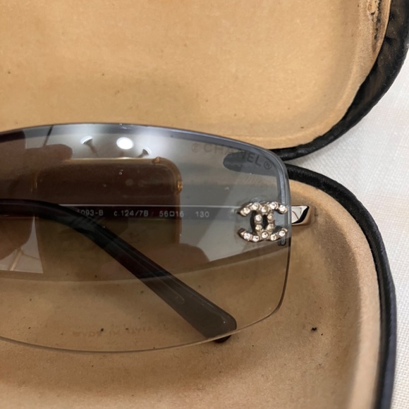 Chanel Gradient Lenses Vintage Rimless Sunglasses main image 9